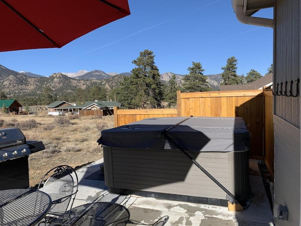 Appartamento The Getaway,Hot Tub, Ac, 2Miles From Rmnp Estes Park Esterno foto